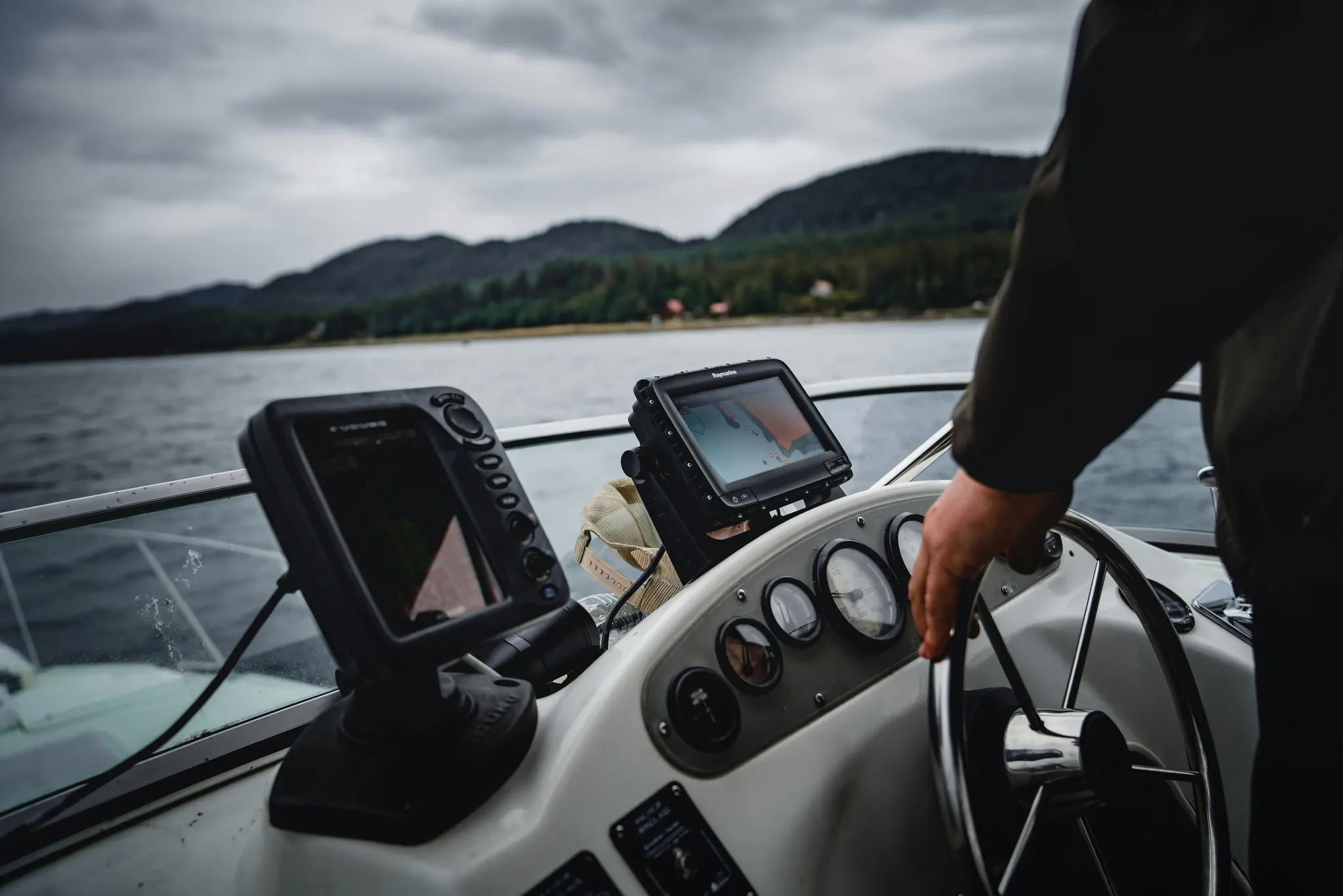 Boat dashboard electronics — marine ECU repair and programming